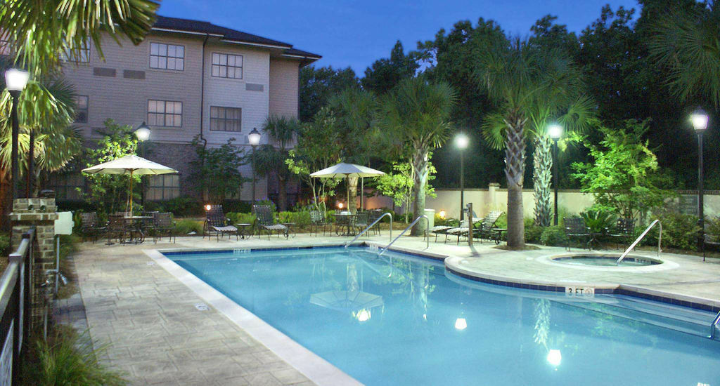 Courtyard Charleston Mount Pleasant Hotel Exterior photo